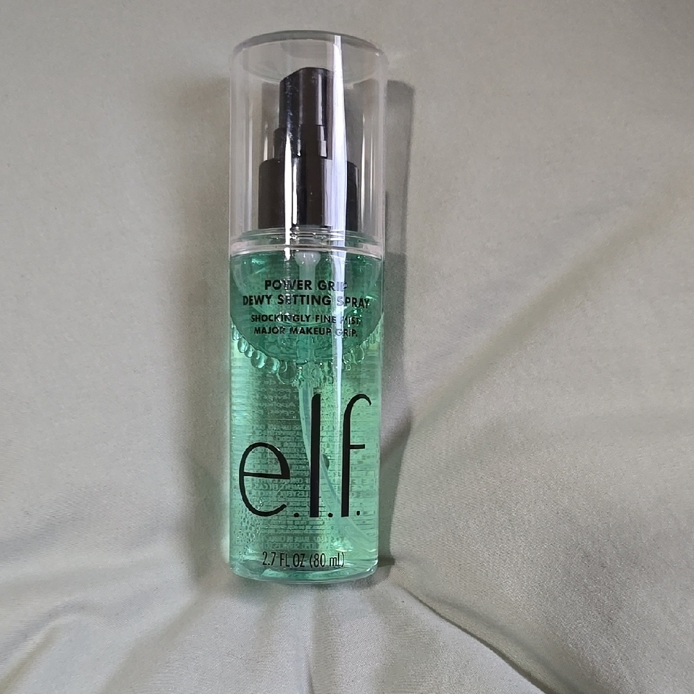 Power Grip Dewy Setting Spray - Green